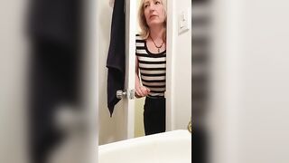 Buttiloveyou – Mom Catches Son Masturbating