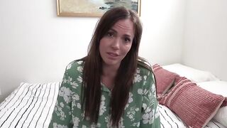 Yogabella - Mommy Has Very WRONG Thoughts